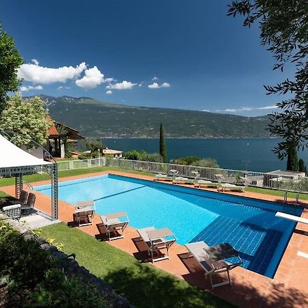 Villa Aurora- Villa Esclusiva Con Piscina E Splendida Vista Lago Гарньяно Экстерьер фото